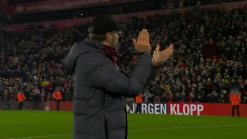 Ο Κλοπ κατάλαβε πόσο άσχημα ήταν τα πράγματα... από τα μεγέθη στις φόρμες! (vid)