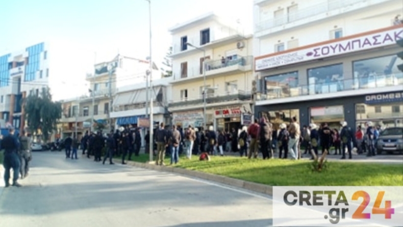 Κρήτη: Καταγγελία για αστυνομική βία με τραυματισμούς στην πορεία για το Πολυτεχνείο