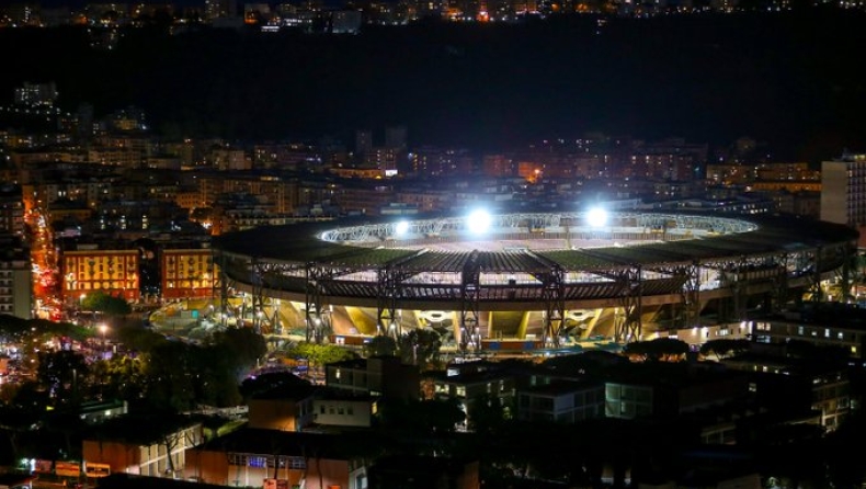 Μαραντόνα: Φωταγωγημένο το «Σαν Πάολο» για να το βλέπει ο Ντιέγκο (pic)