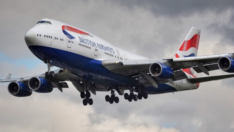 Αεροσκάφος της British Airways με προορισμό την Αθήνα έκανε αναγκαστική προσγείωση επειδή λιποθύμησε ο πιλότος