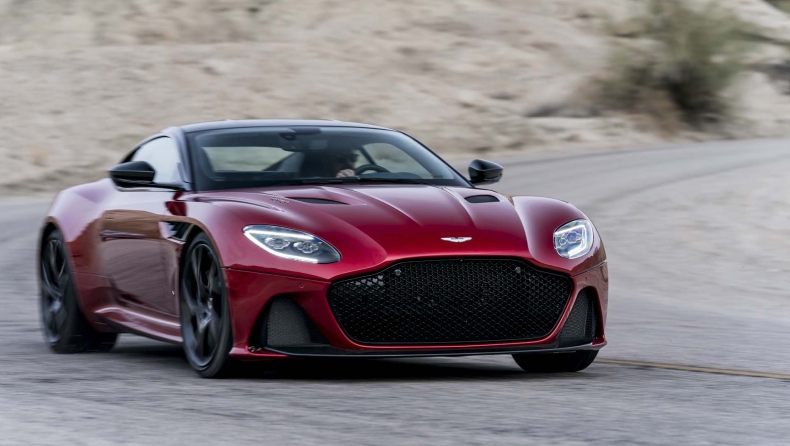 Η Aston Martin δεν «κόβει» τη βενζίνη