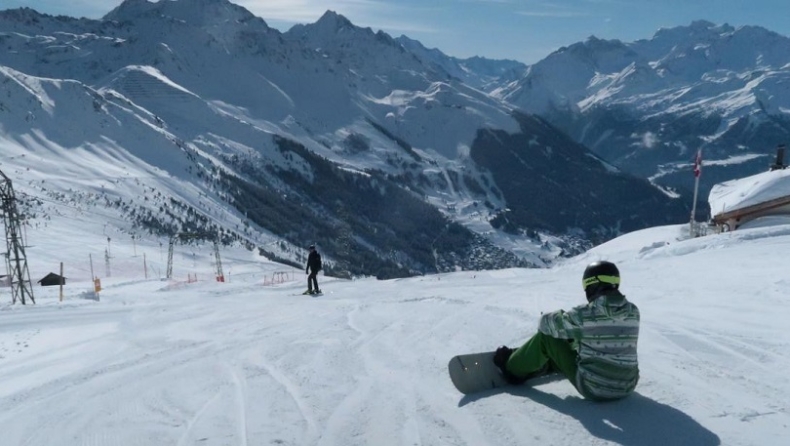 Η Ελβετία επιμένει στο άνοιγμα των χιονοδρομικών στις γιορτές: Περιμένουν 45.000 επισκέπτες