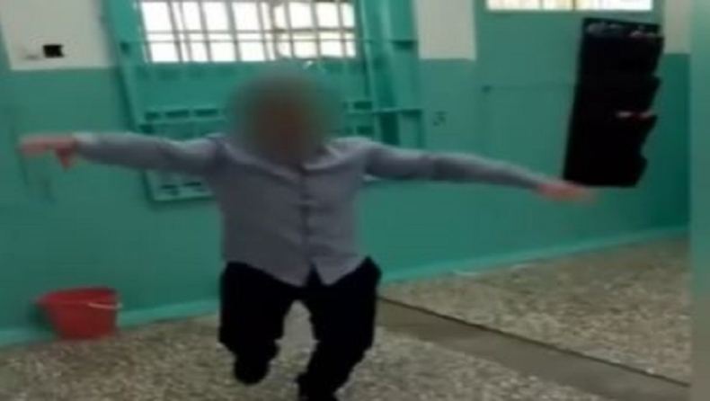 Ζεμπεκιές στις φυλακές Κορυδαλλού: Κρατούμενοι έστησαν γλέντι χωρίς κανένα μέτρο προστασίας (vid)