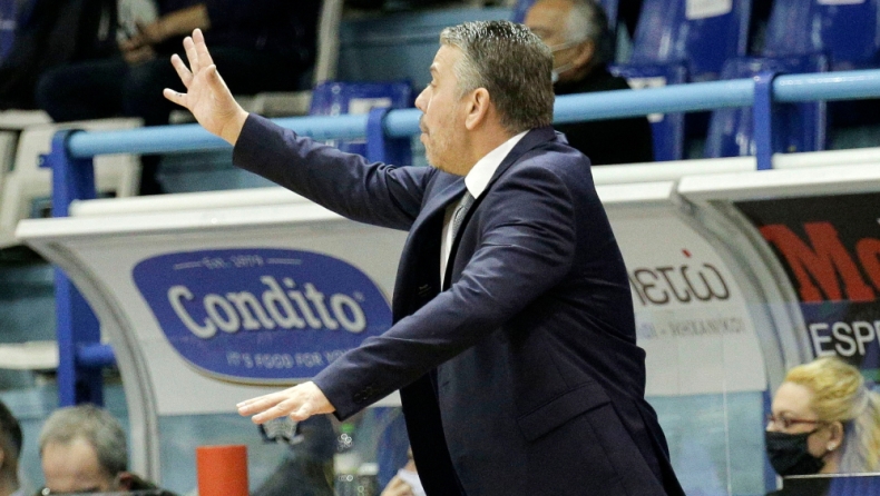 Παπαθεοδώρου: «Η βάση ήταν η άμυνά μας»