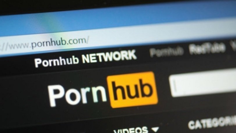Το PornHub αλλάζει τους κανόνες του