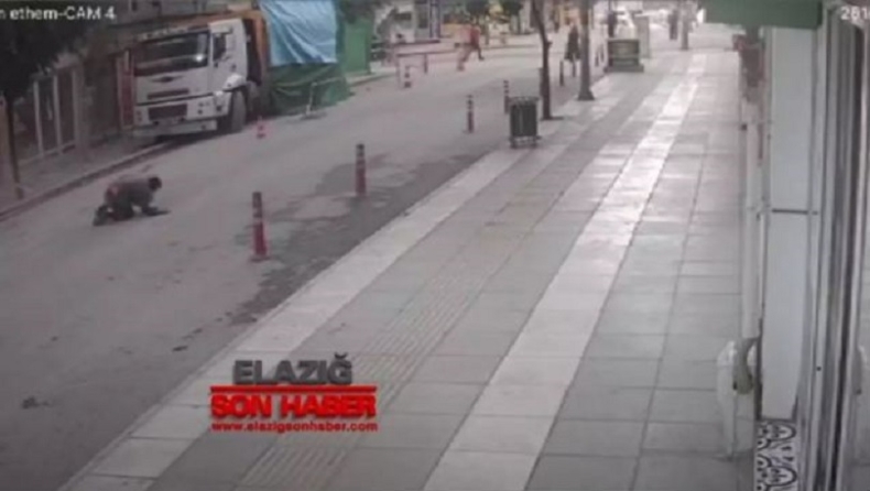 Βίντεο σοκ από τον σεισμό στην Τουρκία: Άνδρας πήδηξε από το παράθυρο πάνω στον πανικό του (vid)