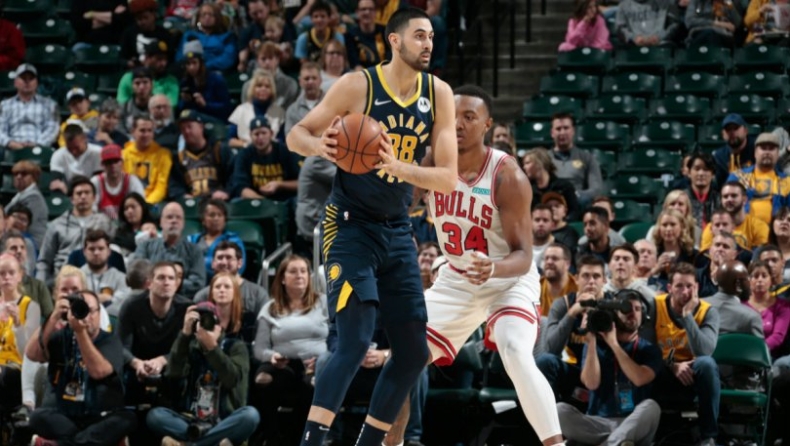 Πέισερς: Έκαναν χρήση της option για Μπιτάτζε και Άαρον Χόλιντεϊ