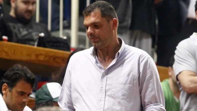 Παπανικολάου: «Δεν θα συμμετέχω σε κανένα ψηφοδέλτιο υποψηφίου για την ΕΟΚ»