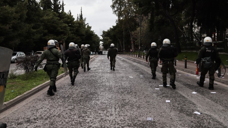 Η αστυνομία απαγόρευσε τις συγκεντρώσεις: Αναλυτικά τα πρόστιμα