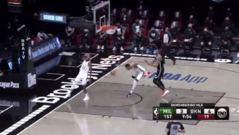 Nετς-Μπακς: Ο Ντουράντ έδειξε τις διαθέσεις του στον Γιάννη! (vid)