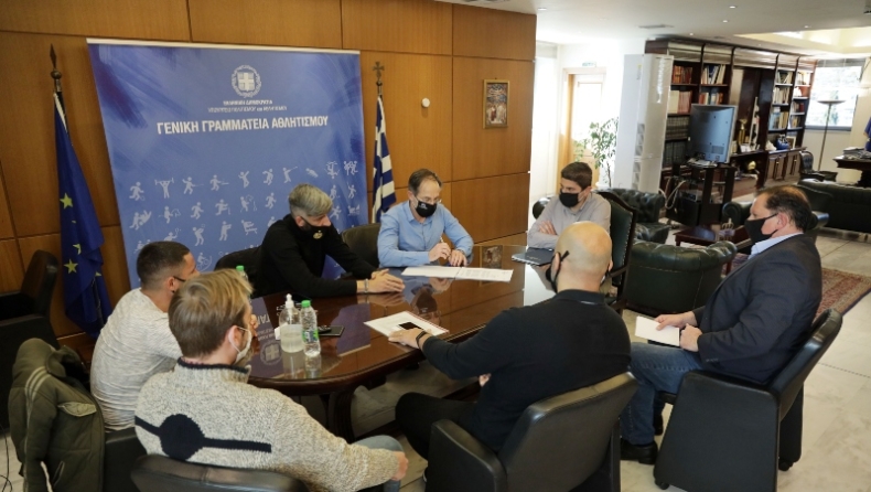 Η συνάντηση των Αυγενάκη και Μαυρωτά με την επιτροπή των διαμαρτυρόμενων αθλητών