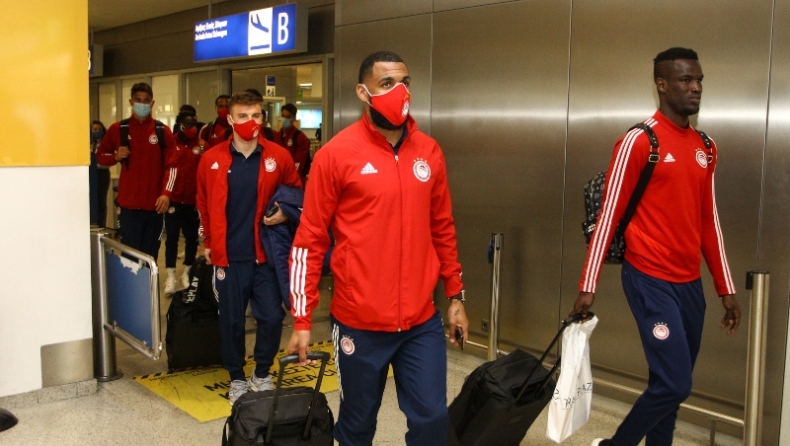 Ολυμπιακός: Παίκτες και Μαρτίνς έμαθαν για την κλήρωση ενώ ήταν στο αεροπλάνο για Αθήνα (vid)