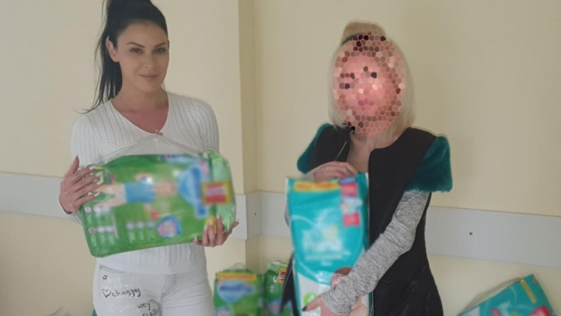 Η Ίννα από το Sugarbabes έδωσε πάνες για μωρά σε κακοποιημένες μητέρες