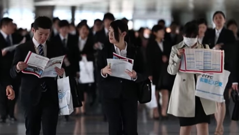 Ιαπωνία: «Δεχόμαστε γυναίκες σε συνεδριάσεις, αλλά να μη μιλάνε», λέει το κυβερνών κόμμα