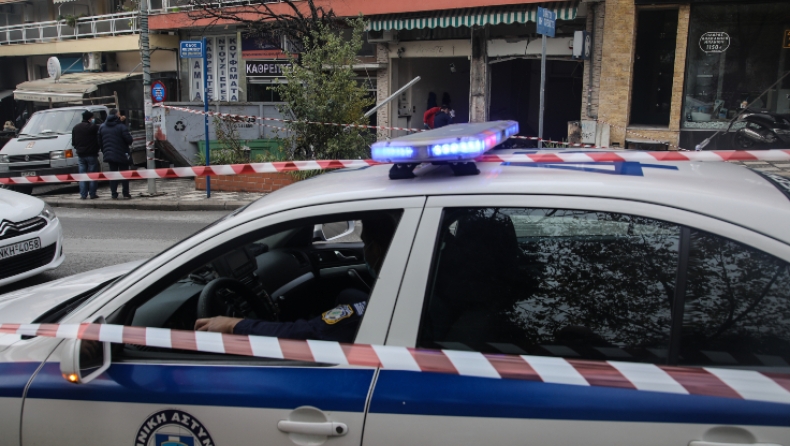 Επίθεση με γκαζάκια στο γραφείο της βουλευτού της ΝΔ Μαριλένας Σούκουλη (vid)