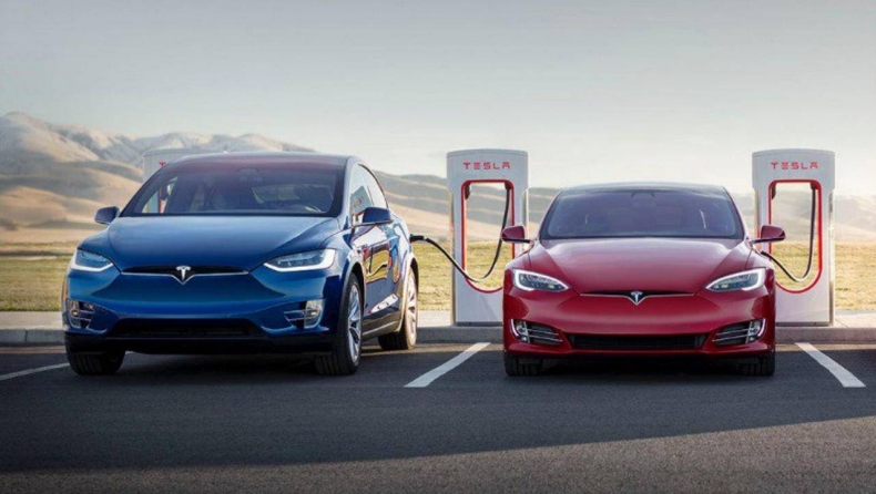 H Tesla ανακαλεί 135.000 αυτοκίνητα για λόγους ασφαλείας