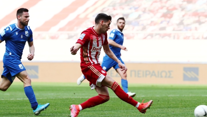 Ολυμπιακός: Ο Ραντζέλοβιτς παραμένει ο μόνος «άσφαιρος» εξτρέμ του στο πρωτάθλημα (vid)