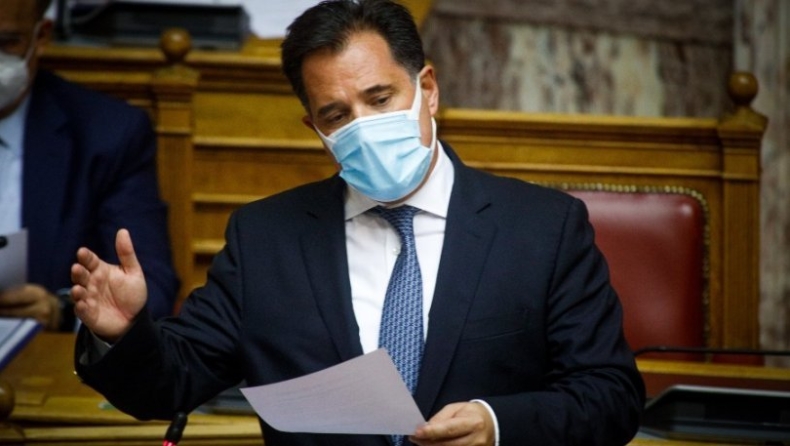Καταγγελία ΣΥΡΙΖΑ πως ο Άδωνις κατέθεσε fake news στην Βουλή: «Μπέρδεψε την ιδιότητα του Υπουργου με αυτή του τρολ» (vids)