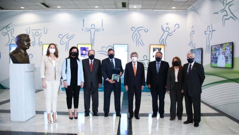 O πρόεδρος της ΔΟΕ Τόμας Μπαχ εγκαινίασε την Ψηφιακή Εκθεση στην ΕΟΕ (pics)