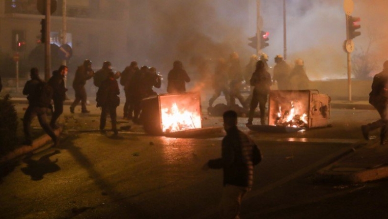 Αποκάλυψη: «Η ΕΛ.ΑΣ παρακολουθούσε τον 23χρονο και τον άκουγε την ώρα της επίθεσης στον αστυνομικό» (vid)