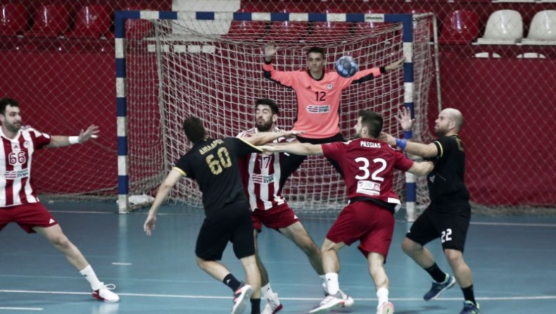 Handball Premier: Νίκη (10-0) στα χαρτιά για Άρη Νικαίας και -1 βαθμός στον Ολυμπιακό