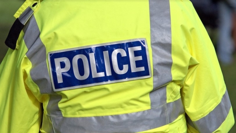 Βρετανία: O πρώτος εν ενεργεία αστυνομικός που καταδικάζεται για τρομοκρατία