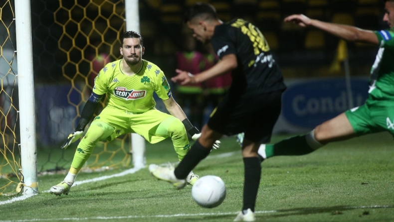 Τον ματώνει η μόνιμη πληγή του