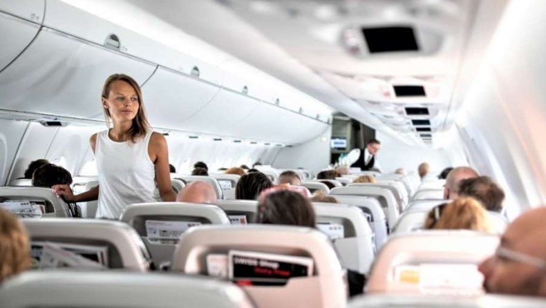 Ταξίδι με ζύγισμα: Οι εταιρείες μπορεί να ζητάνε το βάρος του επιβάτη πριν μπει στο αεροπλάνο