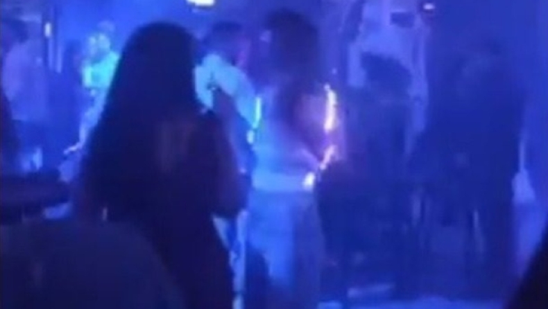 Λέσβος: Κορονοπάρτι σε εγκαίνια μπαρ παρουσία πολιτικών στελεχών (vid)