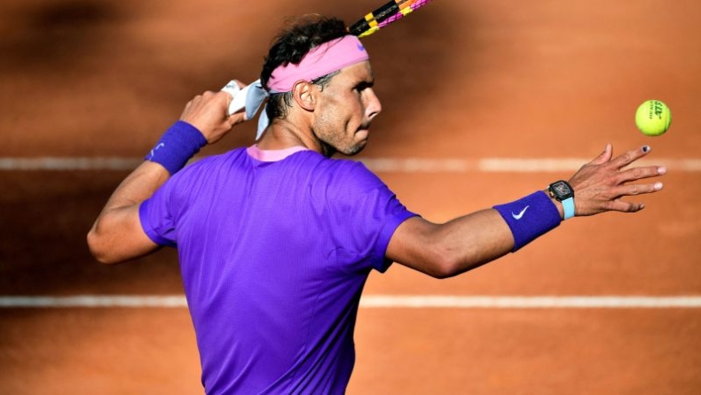 Ναδάλ: Από τα κορτ της Ρώμης, παρέα με δελφίνια στην Μαγιόρκα (vid)