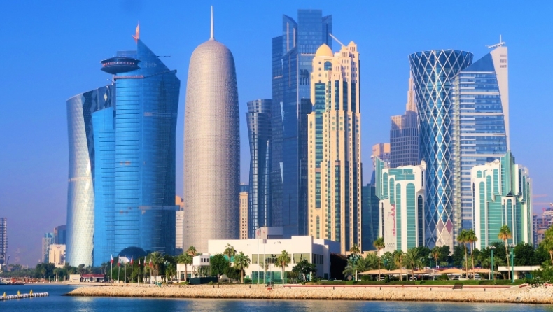 Το Κατάρ γίνεται τόσο ζεστό που βάζουν… air condition σε εξωτερικούς χώρους