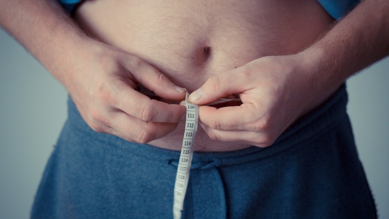 Η παχυσαρκία είναι σημαντικότερος παράγοντας θανάτου από Covid-19 για τους άνδρες