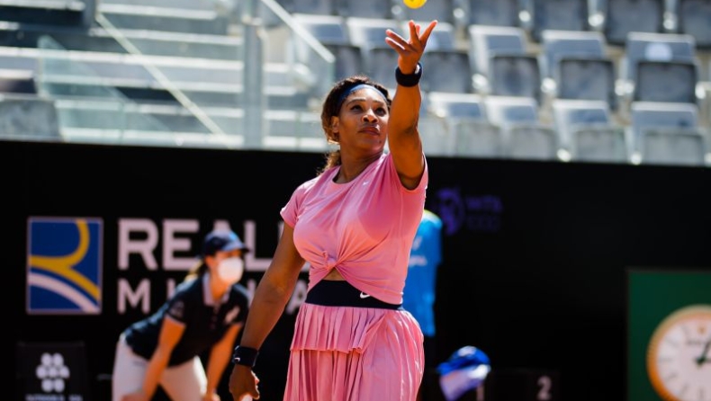 Parma Open: Η Σινιάκοβα ... σταμάτησε την Σερένα στην Πάρμα (vids)