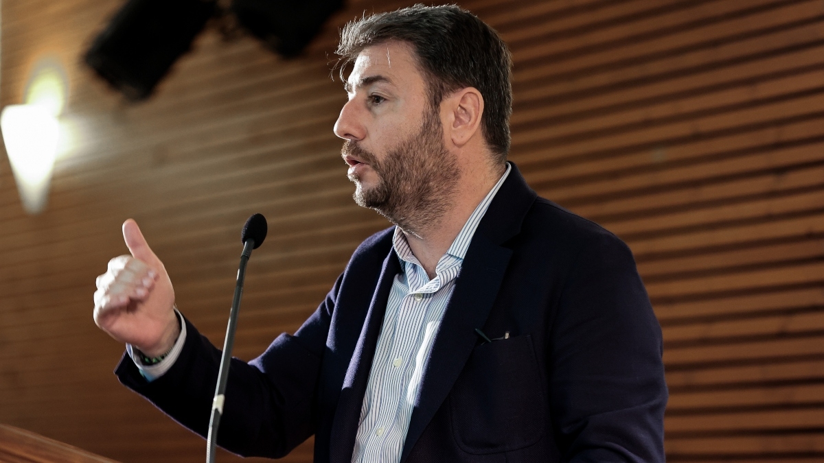 Ξεκάθαρο μήνυμα Ανδρουλάκη σε ΝΔ-ΣΥΡΙΖΑ: «Από εμάς πρωθυπουργική καρέκλα δεν θα δει ούτε ο κ. Τσίπρας ούτε ο κ. Μητσοτάκης»