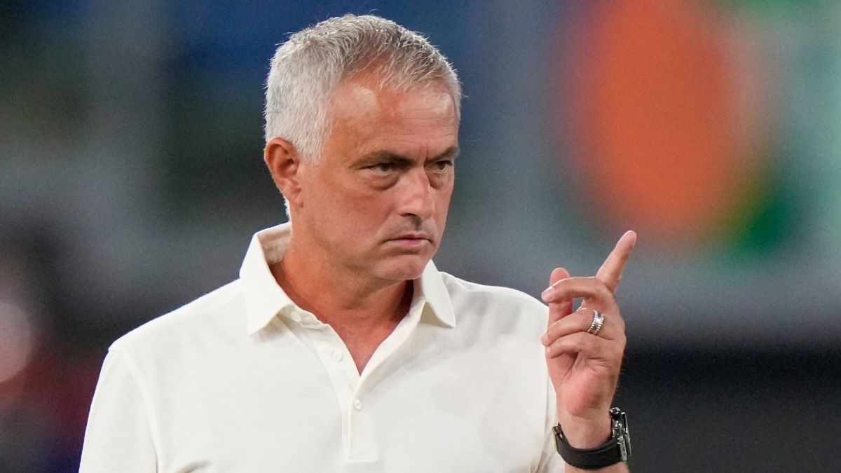 Μουρίνιο: «Στη Ρόμα σταμάτησα να είμαι εγωκεντρικός»