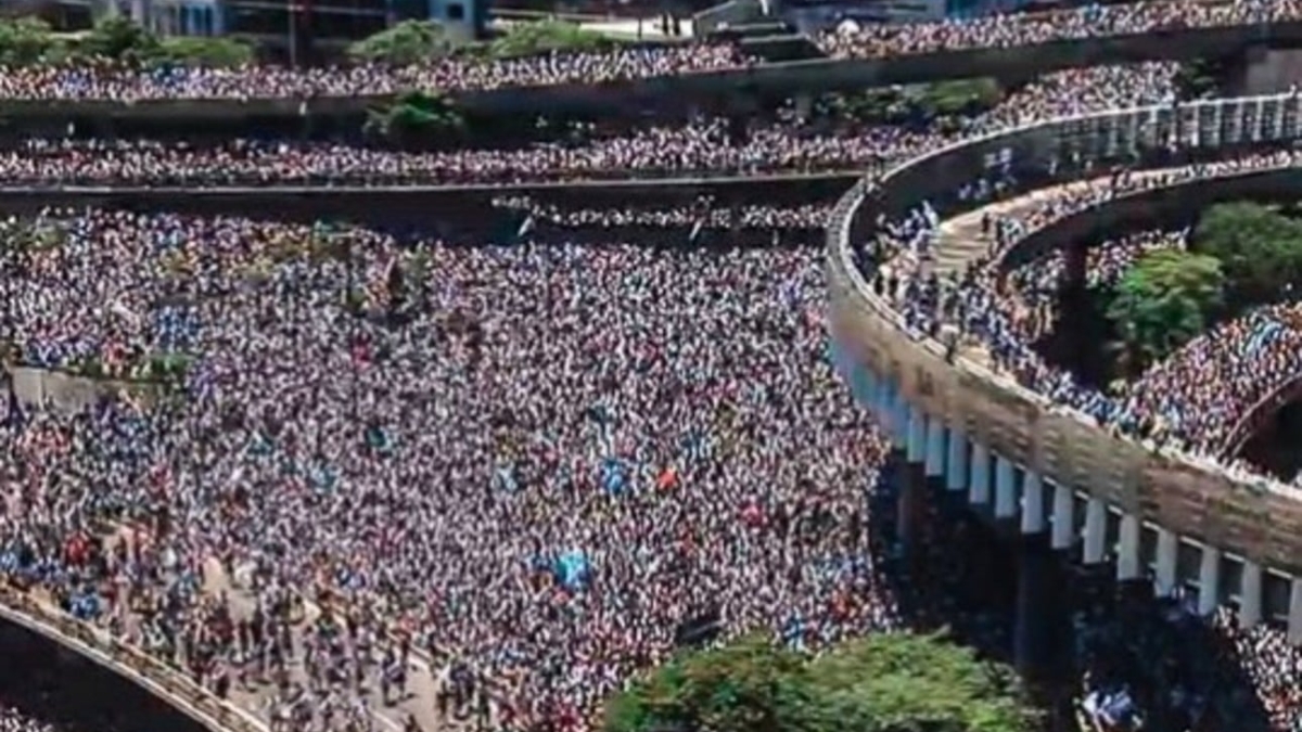 Μουντιάλ 2022, Αργεντινή: Οπαδός έπεσε από γέφυρα πάνω στο πούλμαν