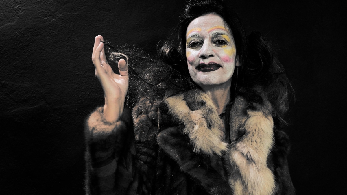 Παράλογο; Δεν απαντάει (vid)