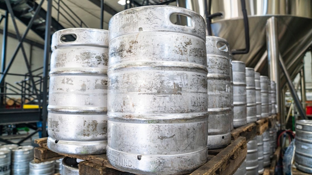 Οι λάτρεις της μπύρας φρίκαραν όταν έμαθαν ότι στη παραγωγή του ποτού χρησιμοποιούνται εντόσθια ψαριών 