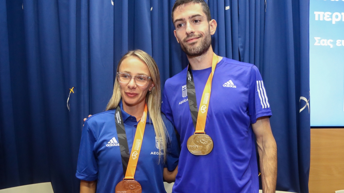 tentoglou sntrismpioti budapest