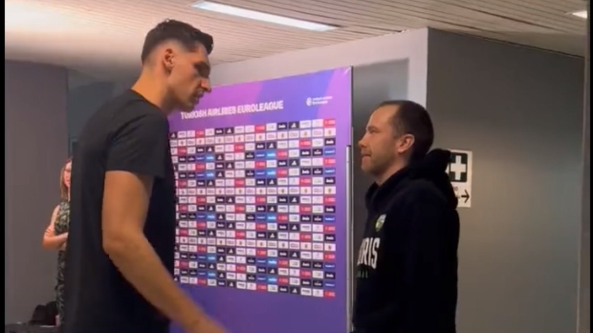 Μήτογλου και Λεκαβίσιους πριν το ματς του Παναθηναϊκού με την Ζαλγκίρις