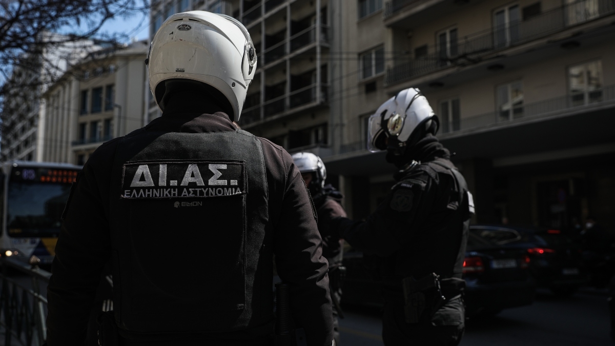 Πατέρας στη Θεσσαλονίκη πήγαινε για ερωτικό μασάζ συνοδευόμενος από την 9χρονη κόρη του