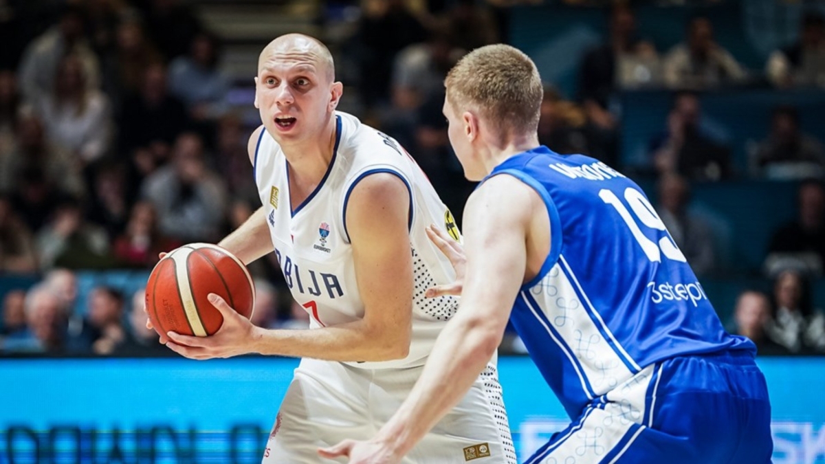 Ο Ντέγιαν Νταβιντόβατς της Σερβίας