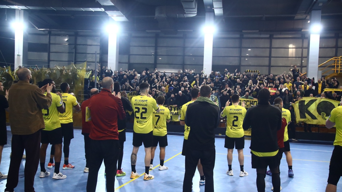Η ομαδα χάντμπολ της ΑΕΚ