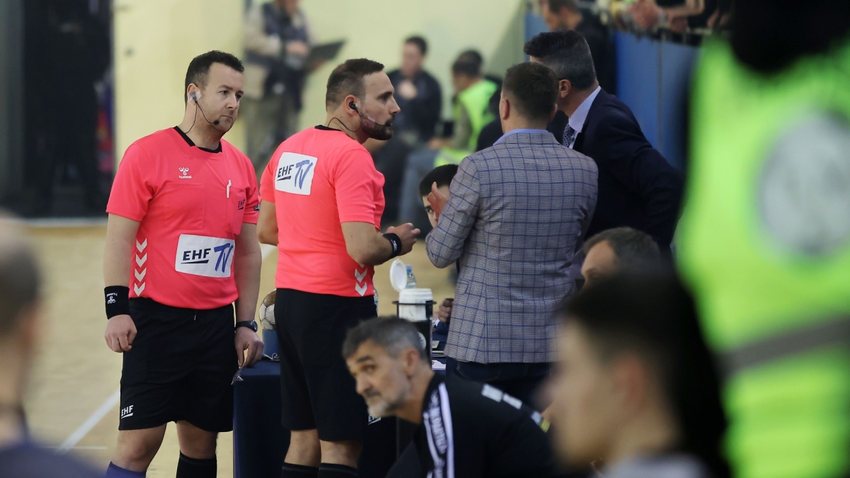 αεκ παρτιζαν