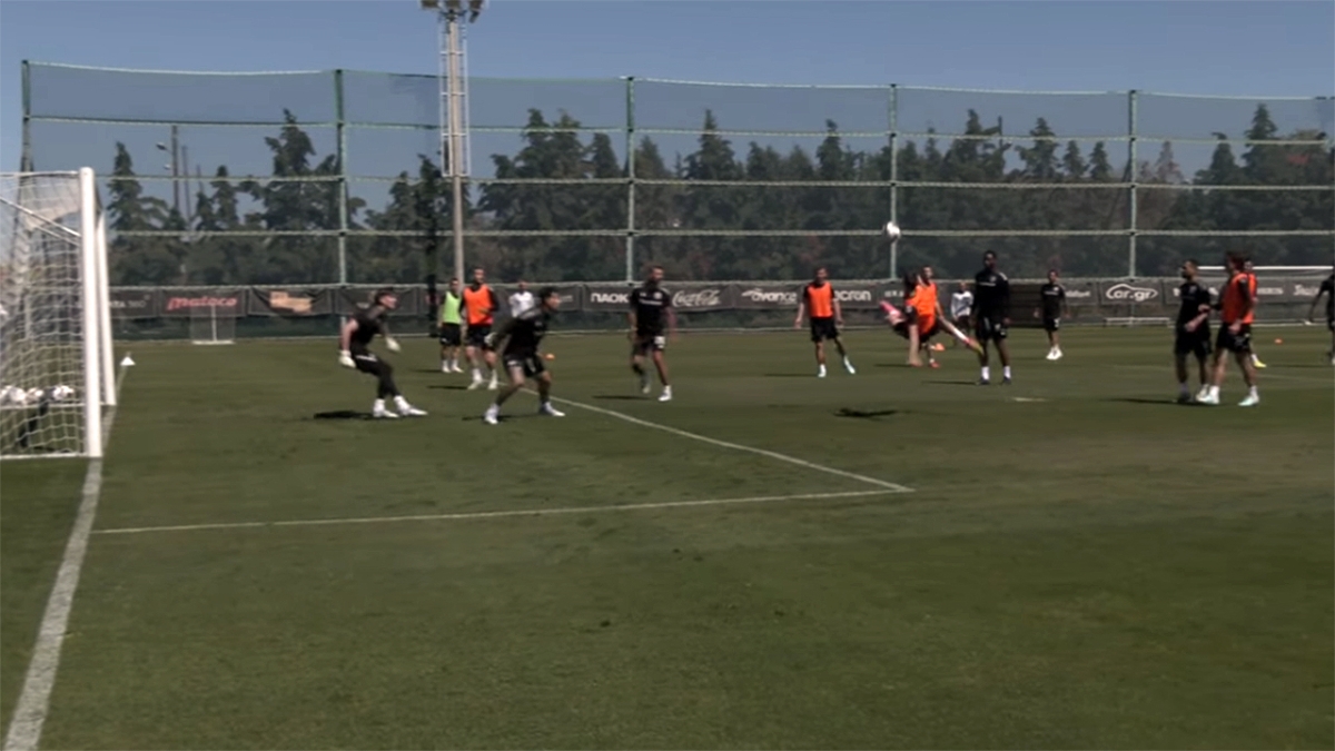 Το απίστευτο bicycle kick γκολ του Κωνσταντέλια 