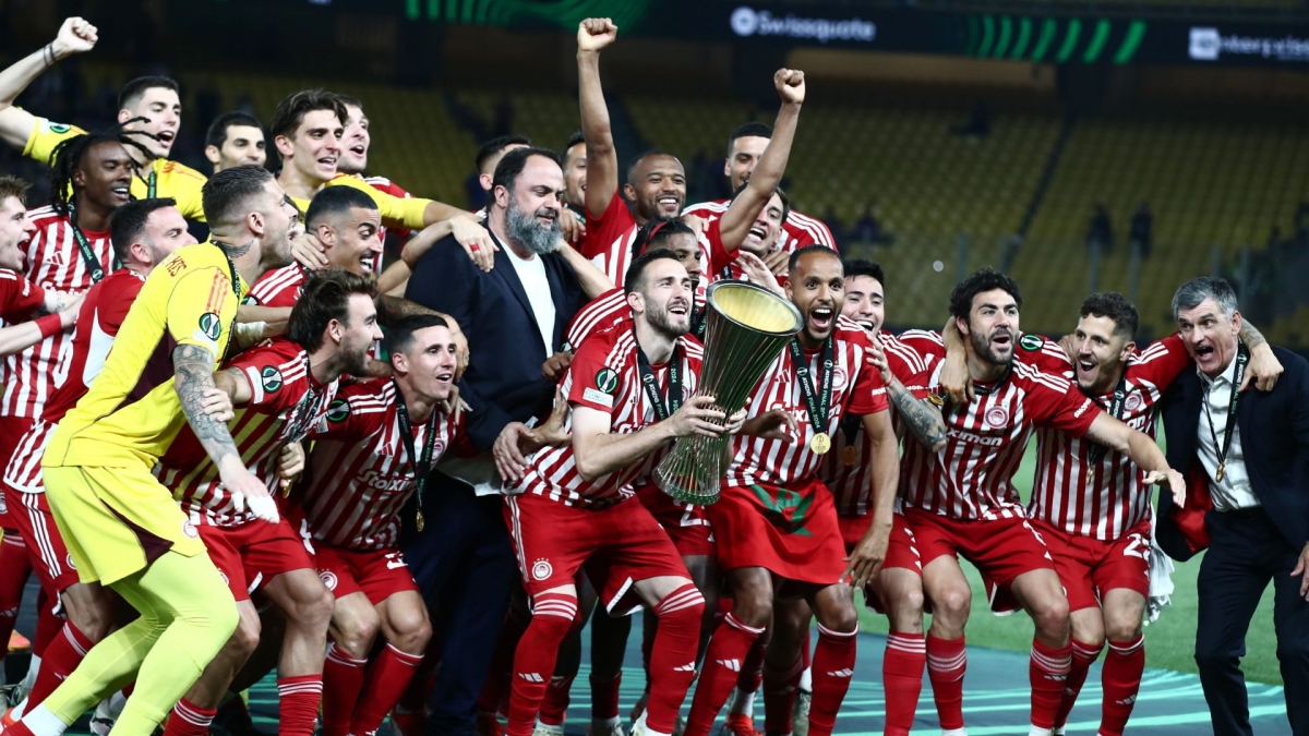 Ολυμπιακός: Οι δύο 11άδες που έγραψαν ιστορία