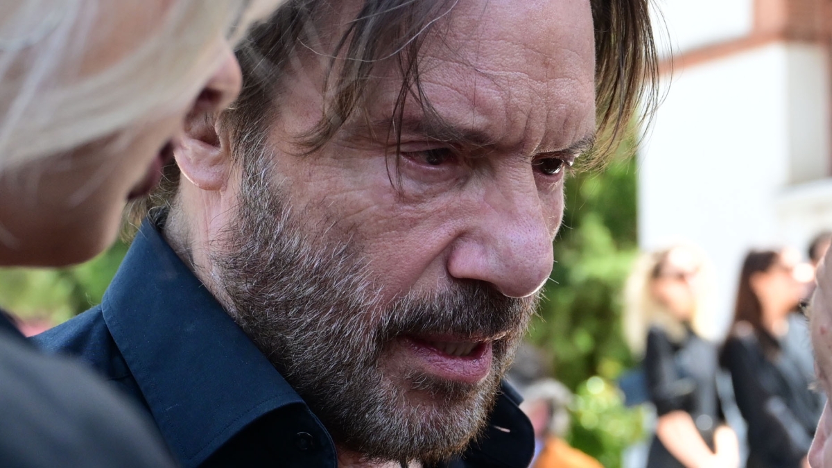 Συγκινητική εξομολόγηση του Στράτου Τζώρτζογλου για τη Βάνα Μπάρμπα: «Μου ζήτησε να της φέρω την Καινή Διαθήκη»