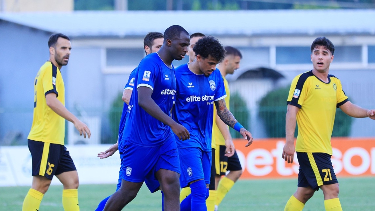 Η Κηφισιά πανηγυρίζει το γκολ του Τετέι στην Καρδίτσα