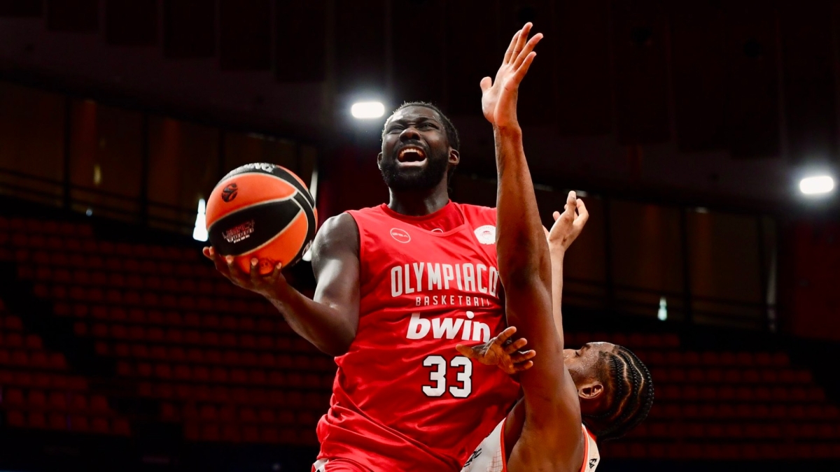 Ο Κρις Κουμάντζε στον Ολυμπιακό 