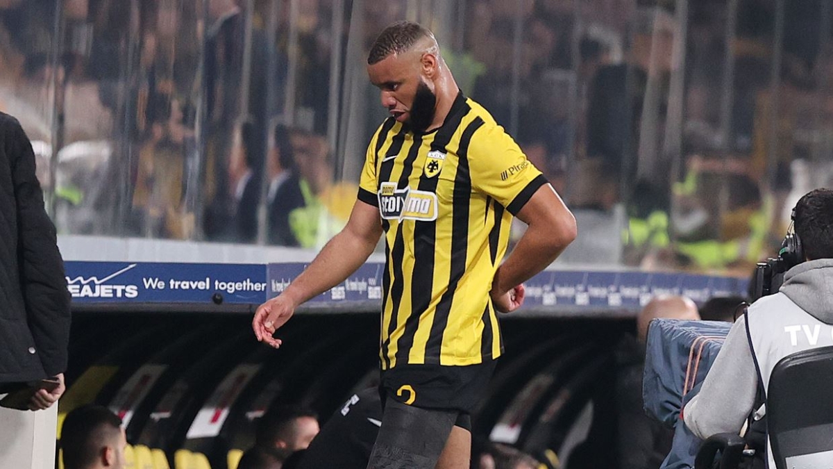 Ο Αρόλντ Μουκουντί της ΑΕΚ